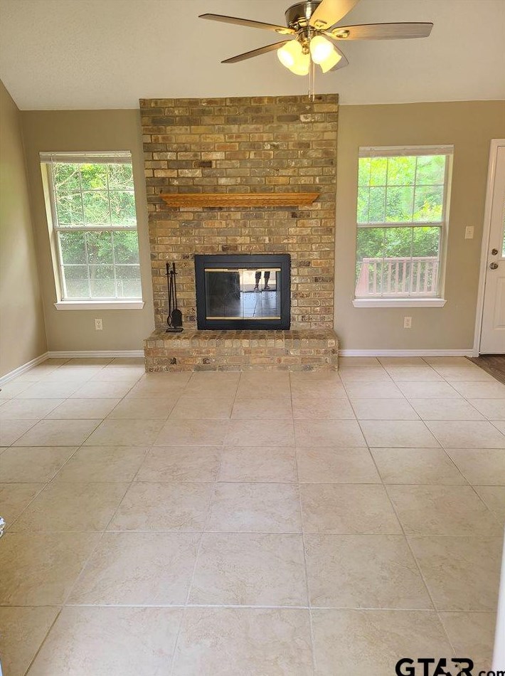 1004 Brad Cir, Hide A Way, TX 75771