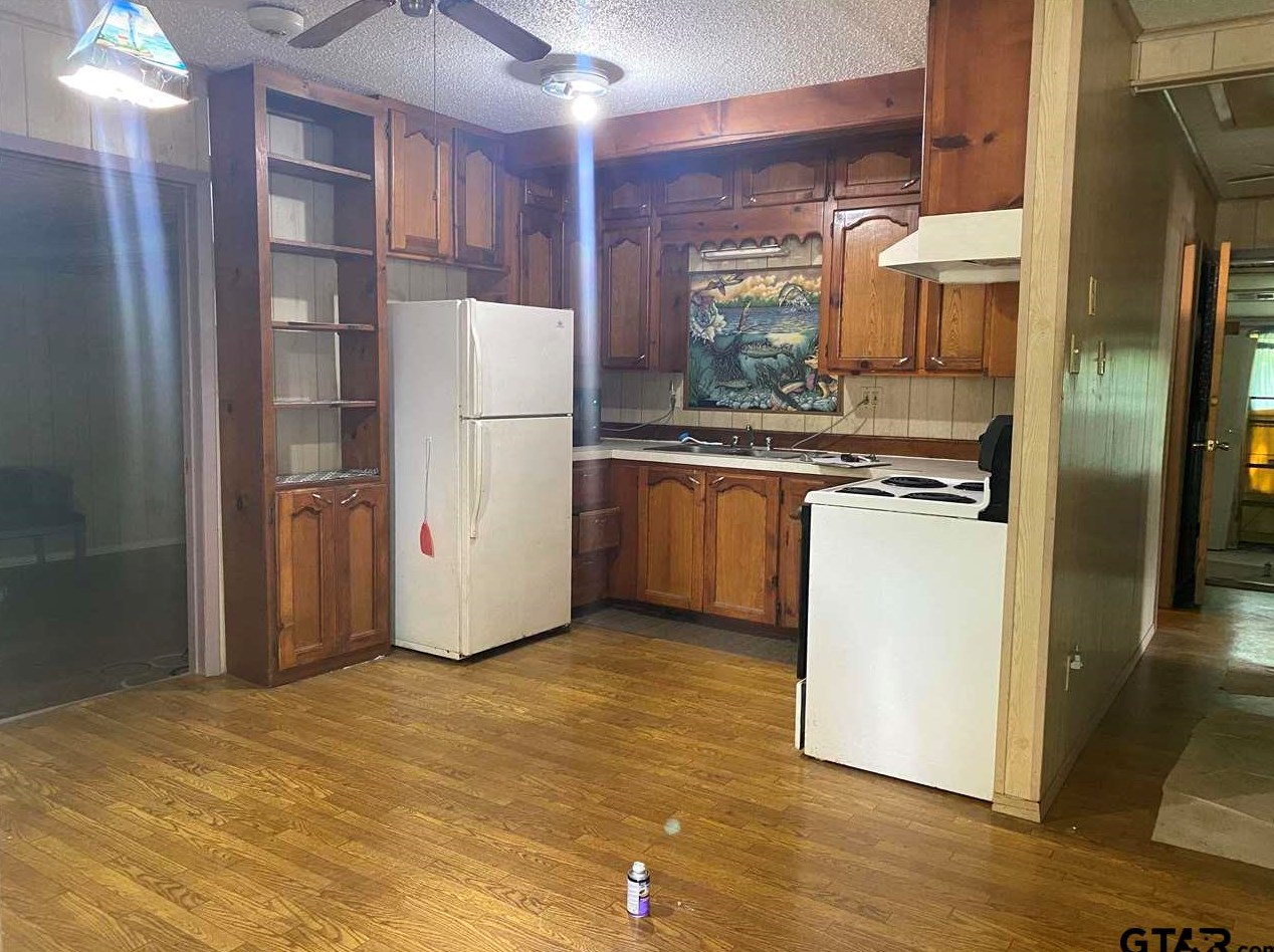7173 Valley View Dr, Fincastle, TX 75763
