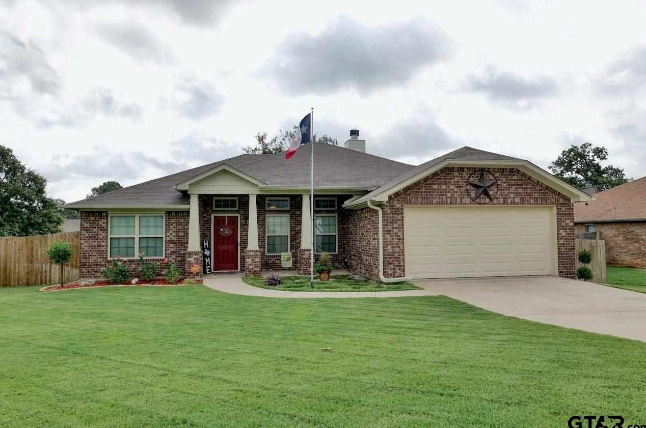 397 Molly Ln, Hide A Way, TX 75771
