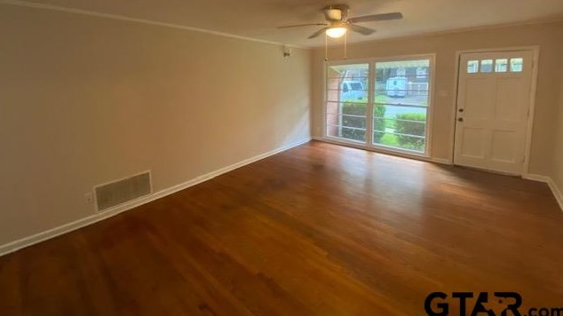 2409 Robertson Ave, Tyler TX  75701-6916 exterior