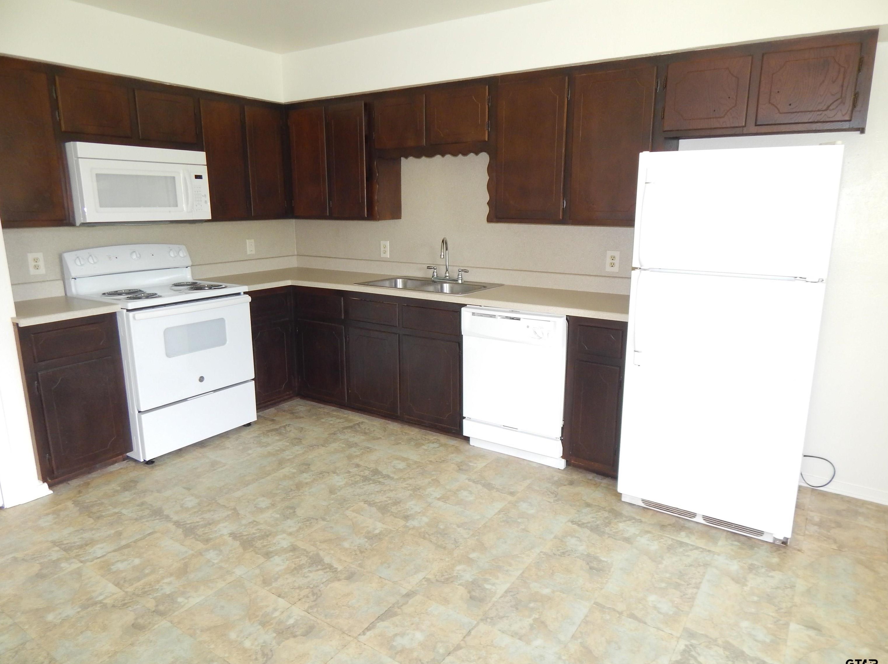 10792 Kelli Dr, Tyler, TX 75703