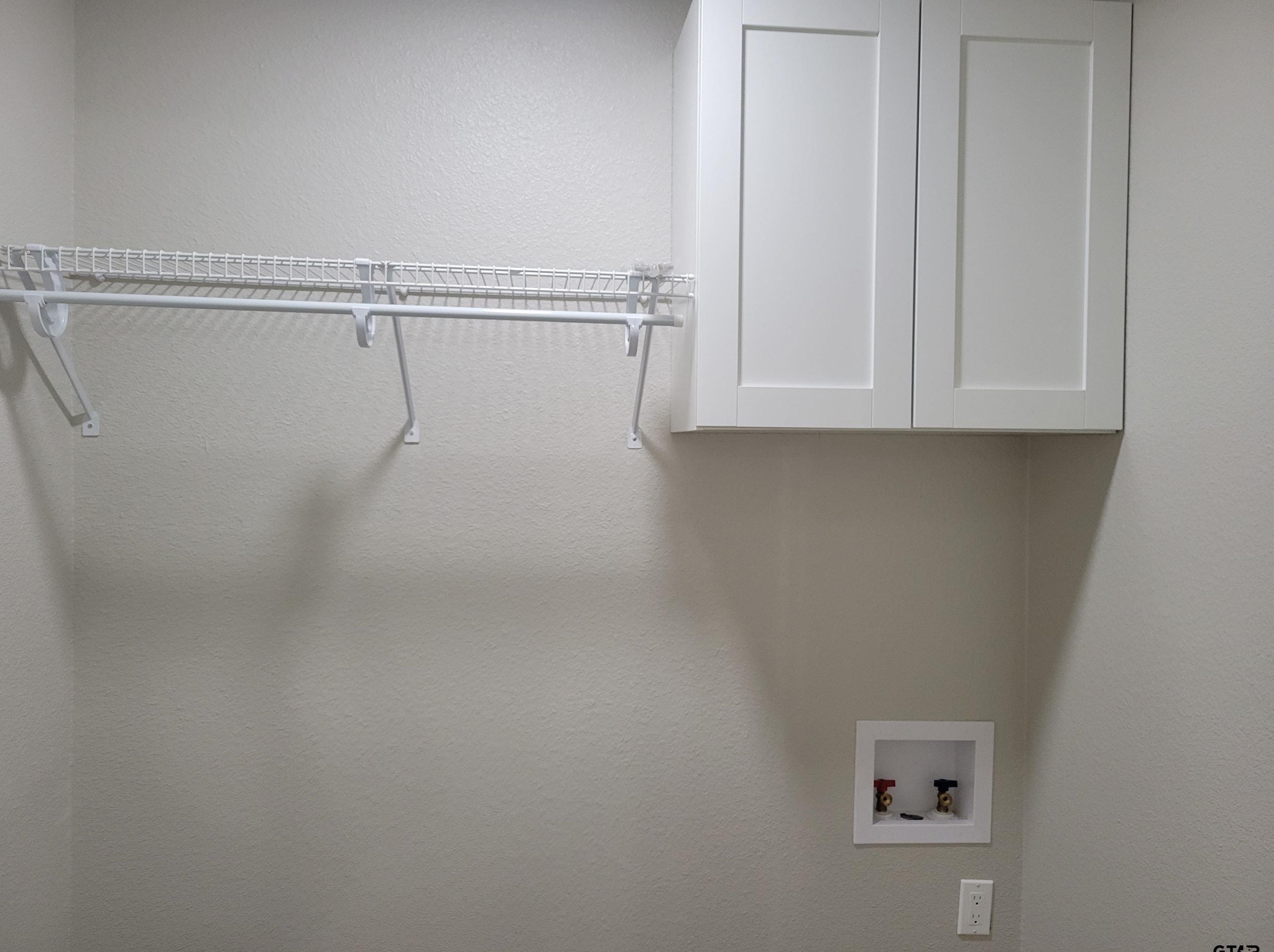 1525 Charlotte Dr, Tyler TX  75702-2619 exterior