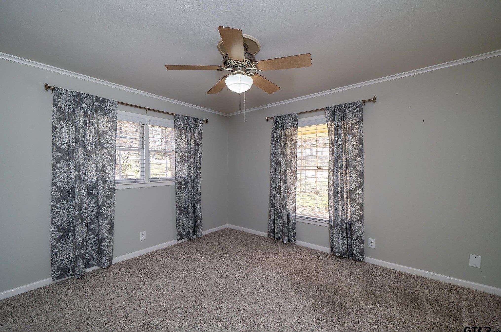 1716 Yosemite, Tyler TX  75703-2051 exterior