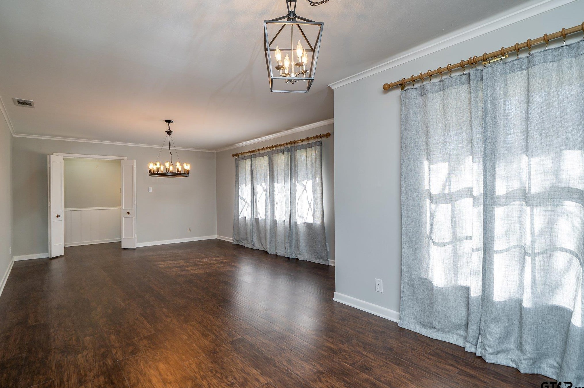 1716 Yosemite, Tyler TX  75703-2051 exterior