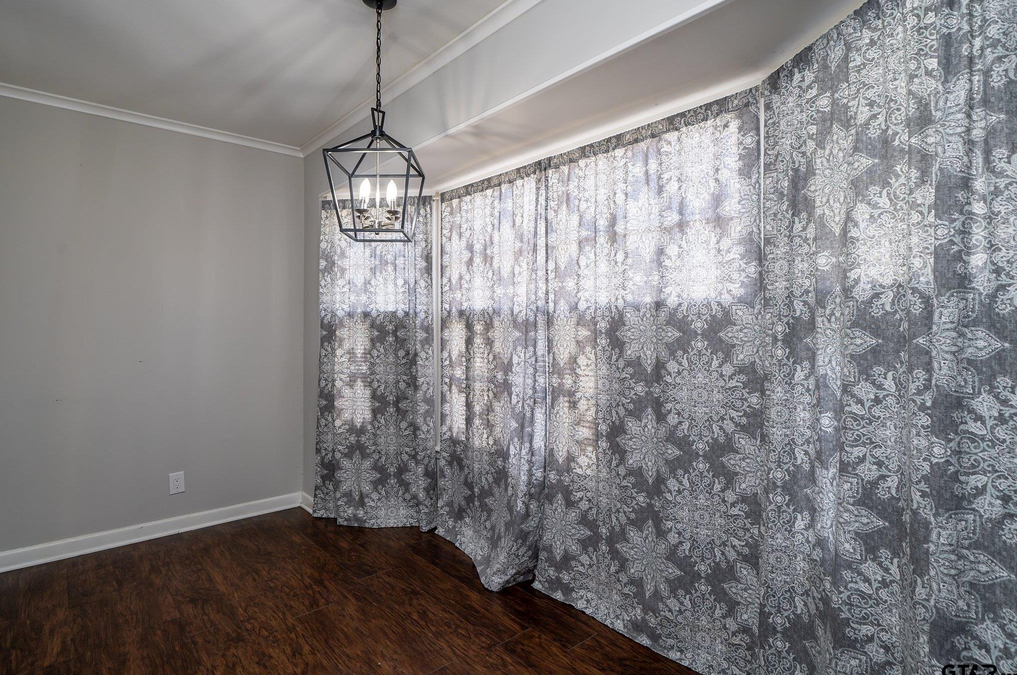 1716 Yosemite, Tyler TX  75703-2051 exterior