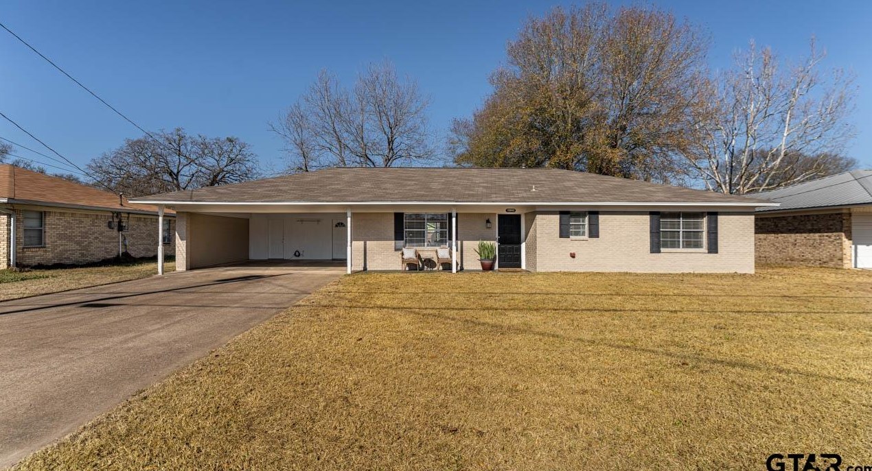 12642 Pioneer Dr, Tyler, TX 75704-8849