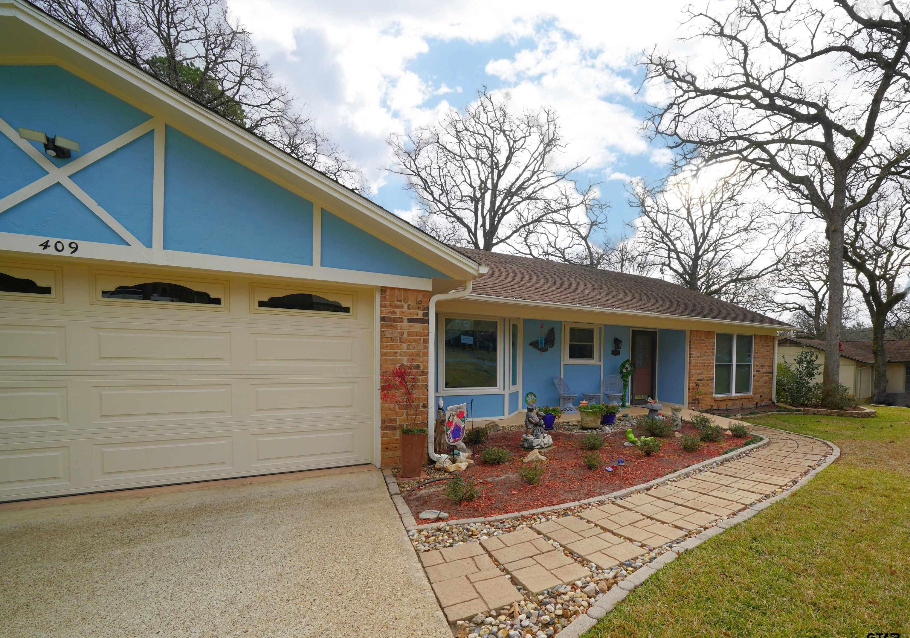 409 Hide A Way Ln, Hide A Way, TX 75771-5213