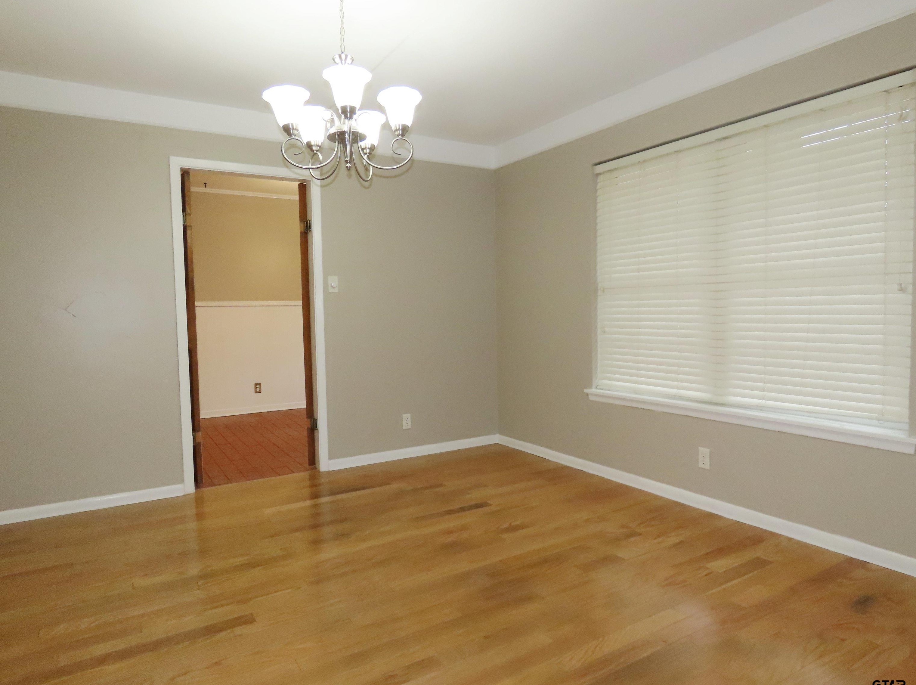 1214 Queenspark St, Tyler TX  75703-3936 exterior