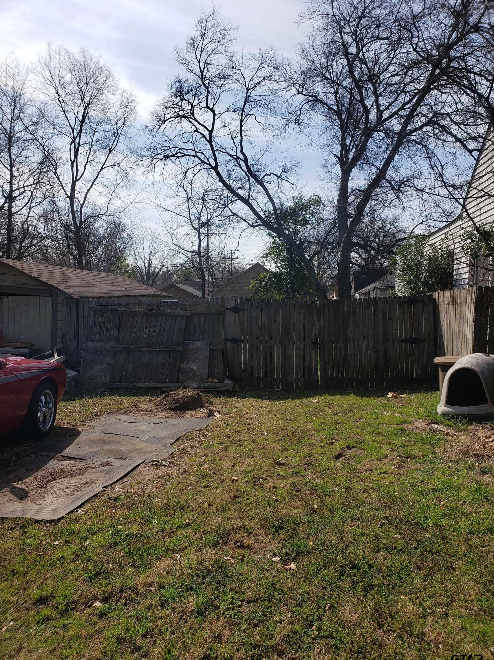 922 Dobbs St, Tyler, TX 75701-1464