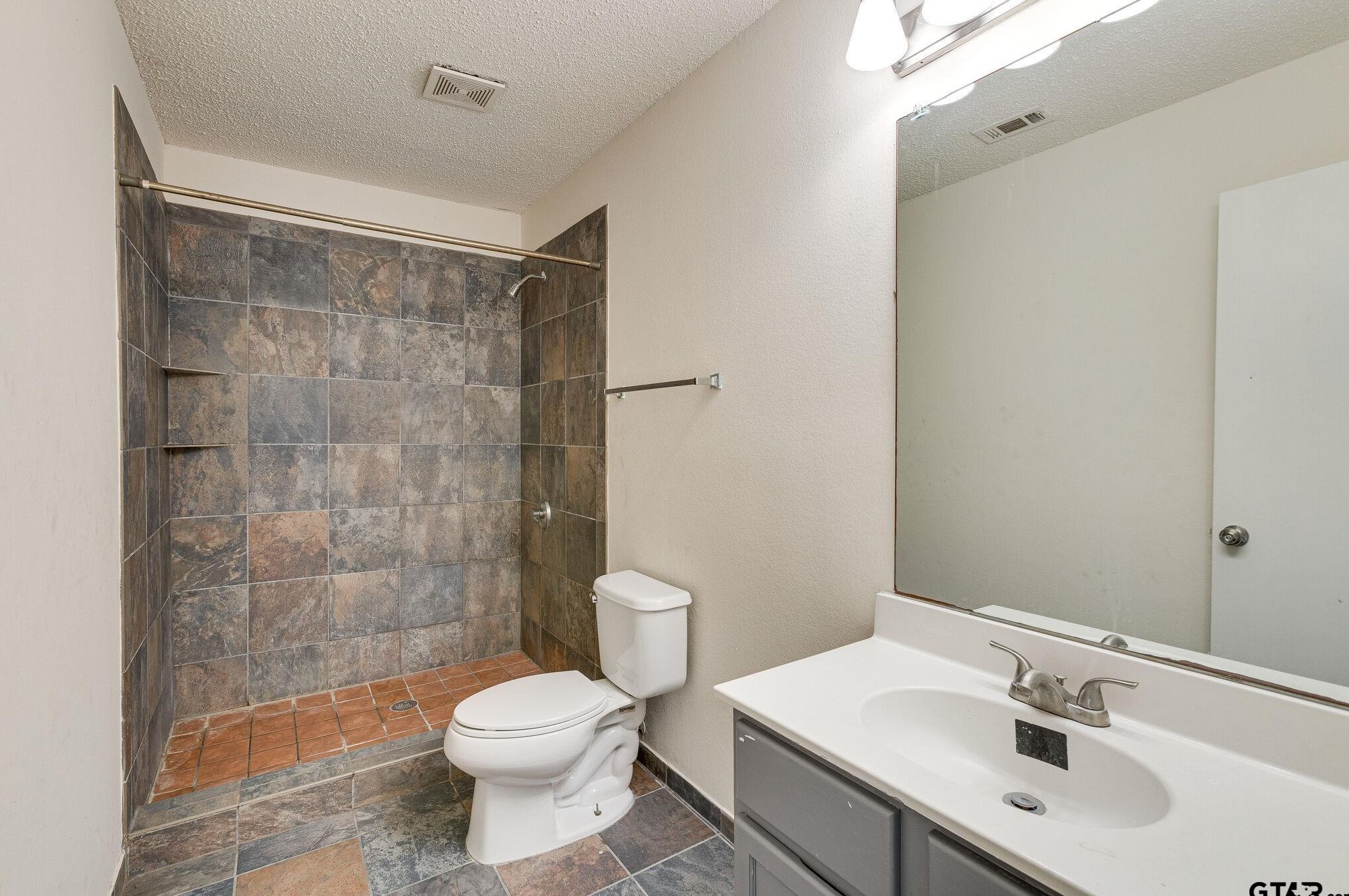 516 Windsong, Mesquite TX 75149-2670 exterior