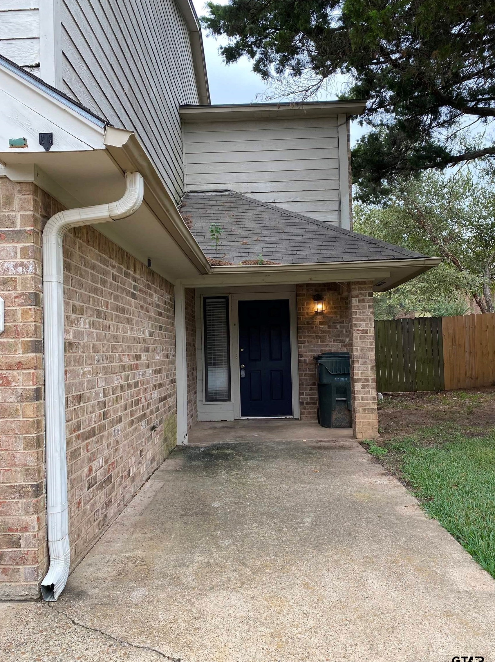 5885 Creekside Cir, Tyler, TX 75703-6101