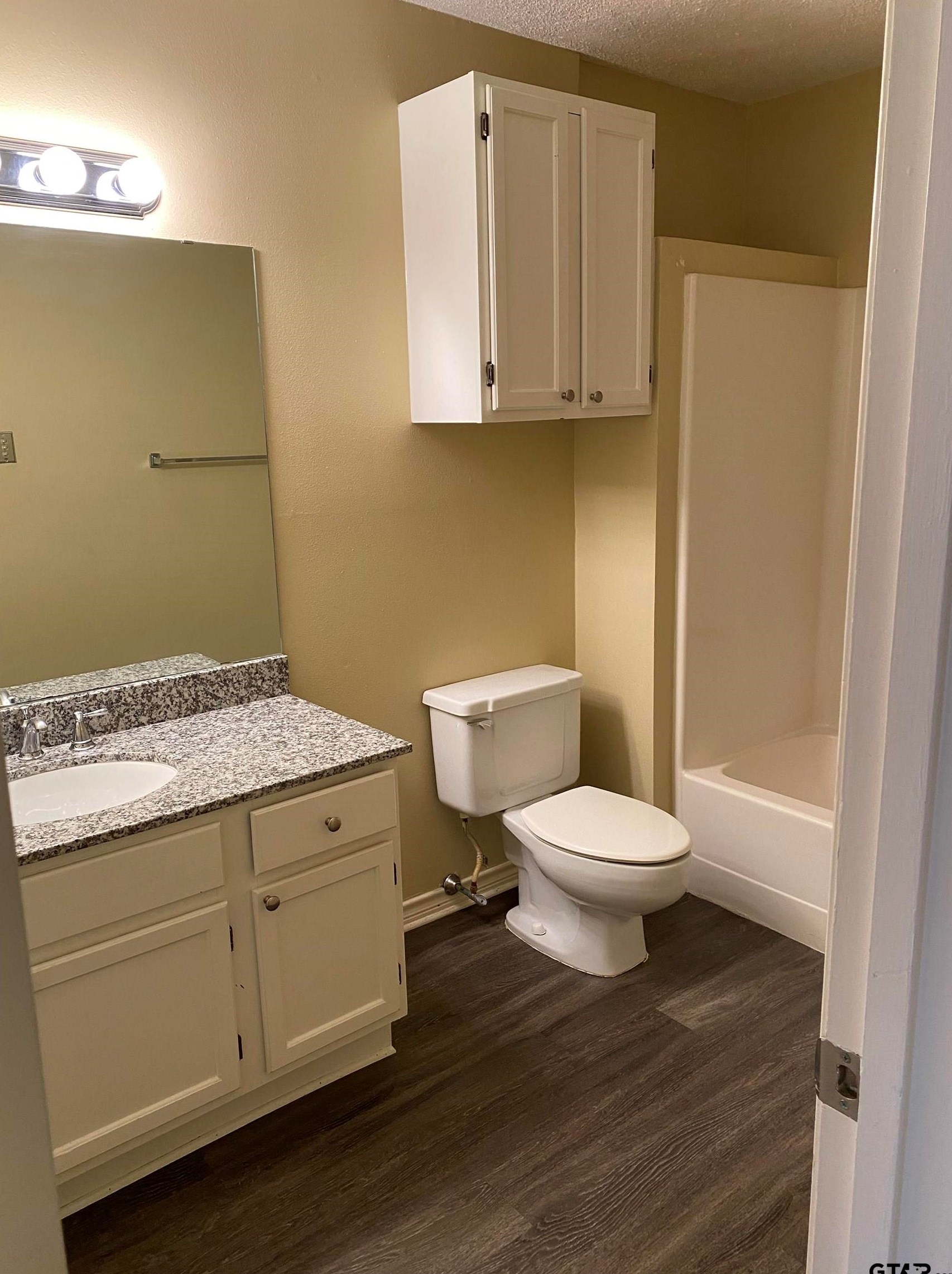 5885 Creekside Cir, Tyler TX 75703-6103 exterior