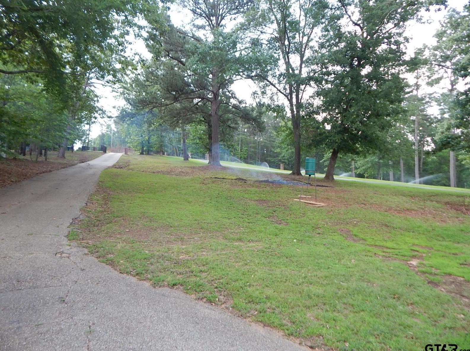 3075 East Lake, Gladewater, TX 75647