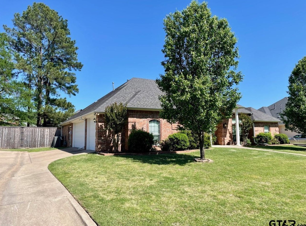 1829 Tall Timber Dr, Tyler, TX 75703-7566