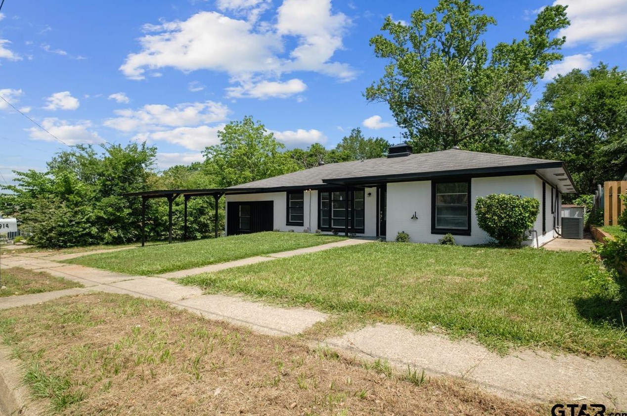 1914 Parklen St, Tyler, TX 75701-3530