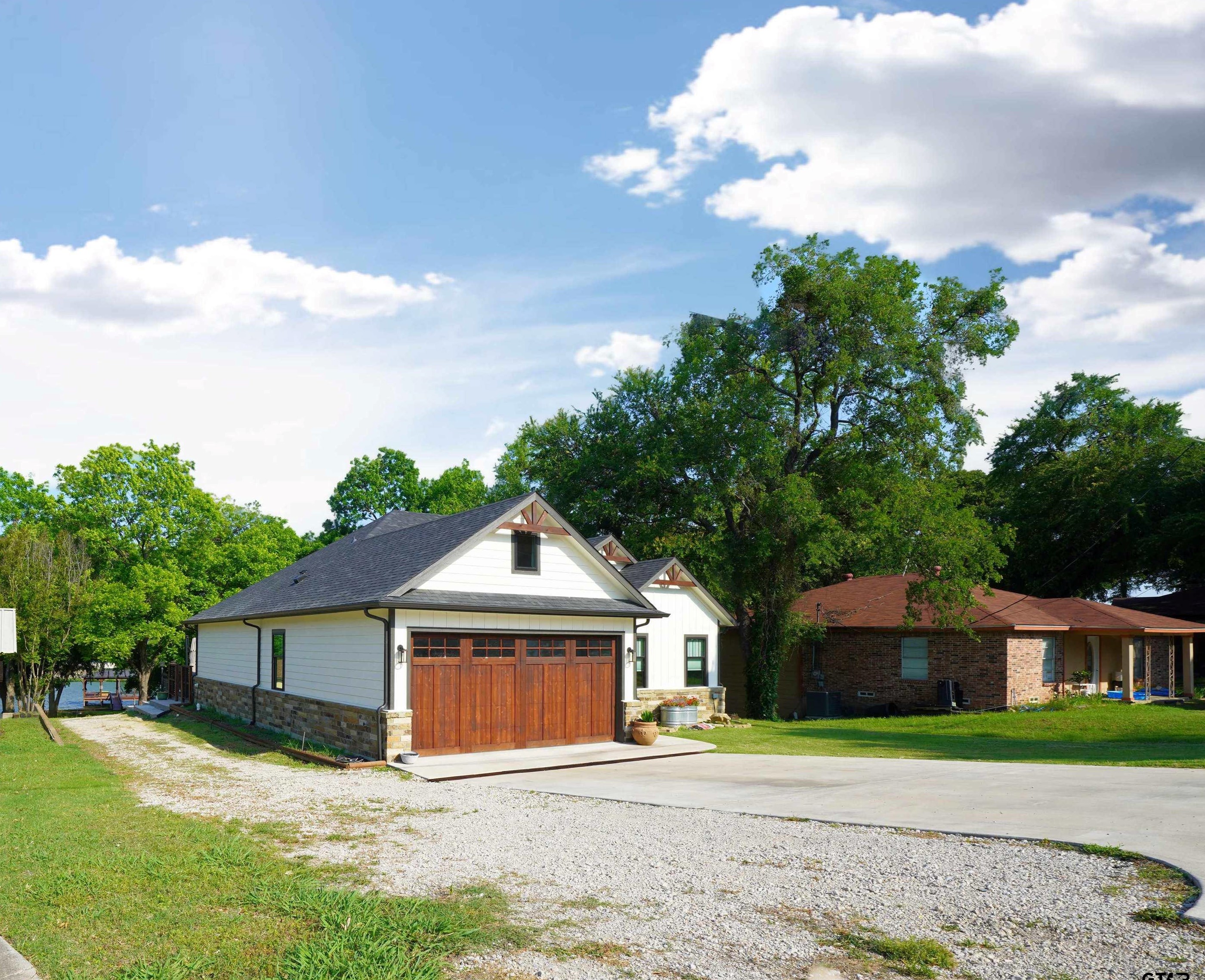 210 Shoreline Rd, Point, TX 75472-7272
