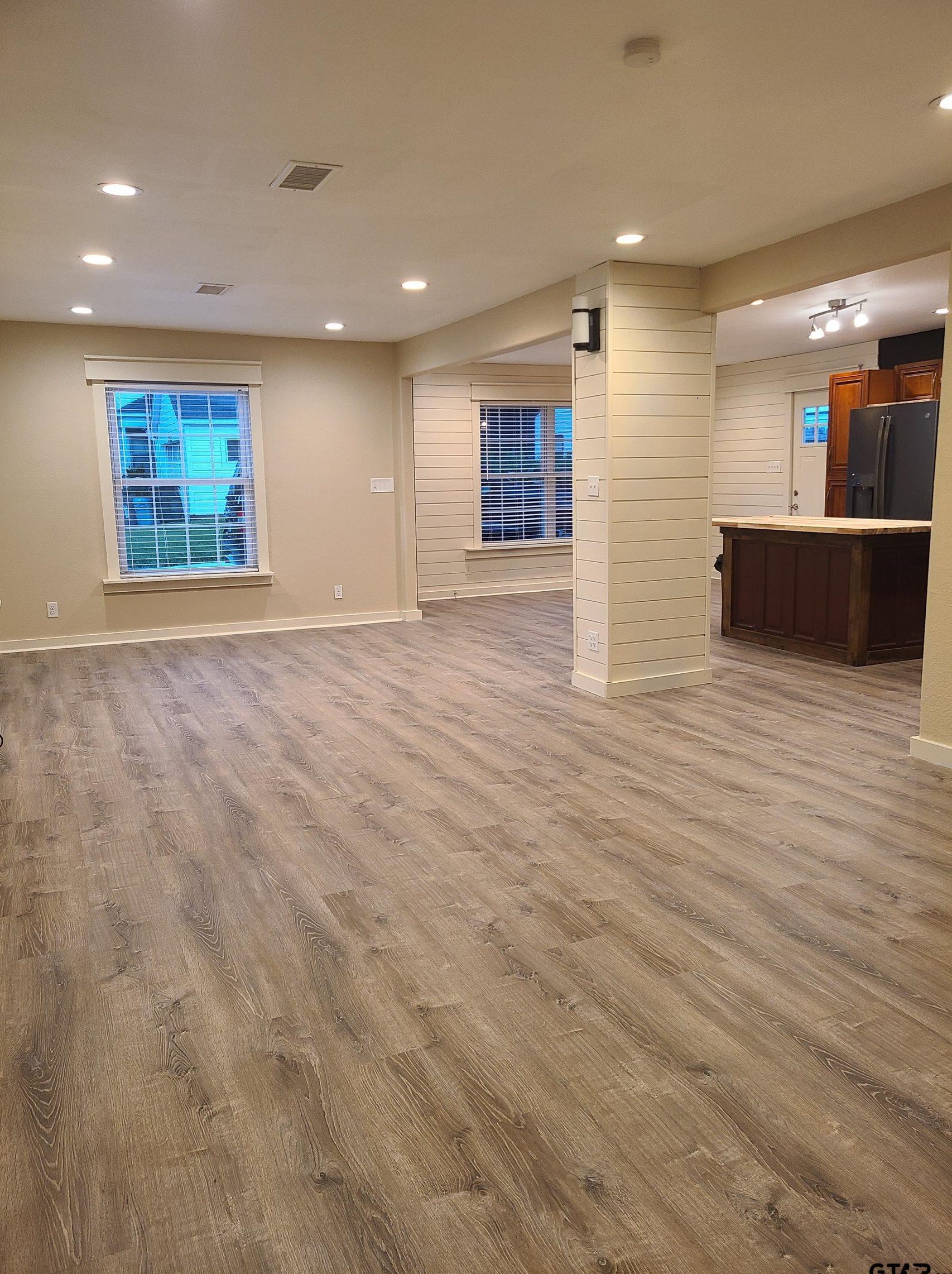 2732 S Donnybrook Ave, Tyler, TX 75701
