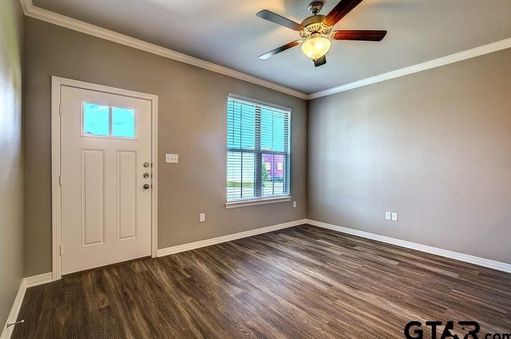 1714 Pinecrest Dr, Tyler TX  75701-5037 exterior