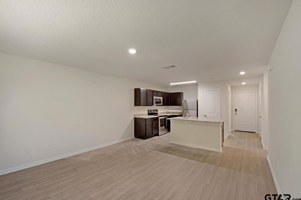 807 W Morris, Tyler, TX 75702