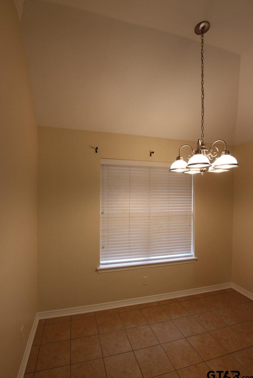 3150 Vineyard, Tyler TX  75701-8509 exterior