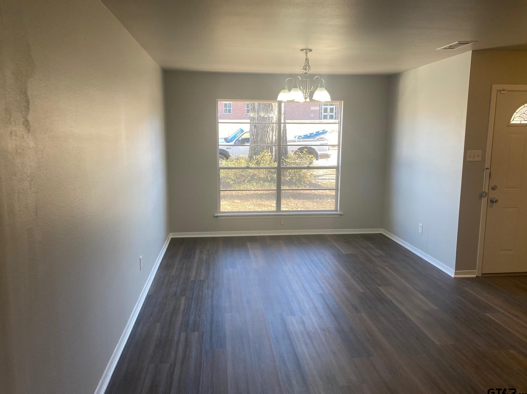 2841 Jamestown Dr, Tyler TX  75701-6516 exterior