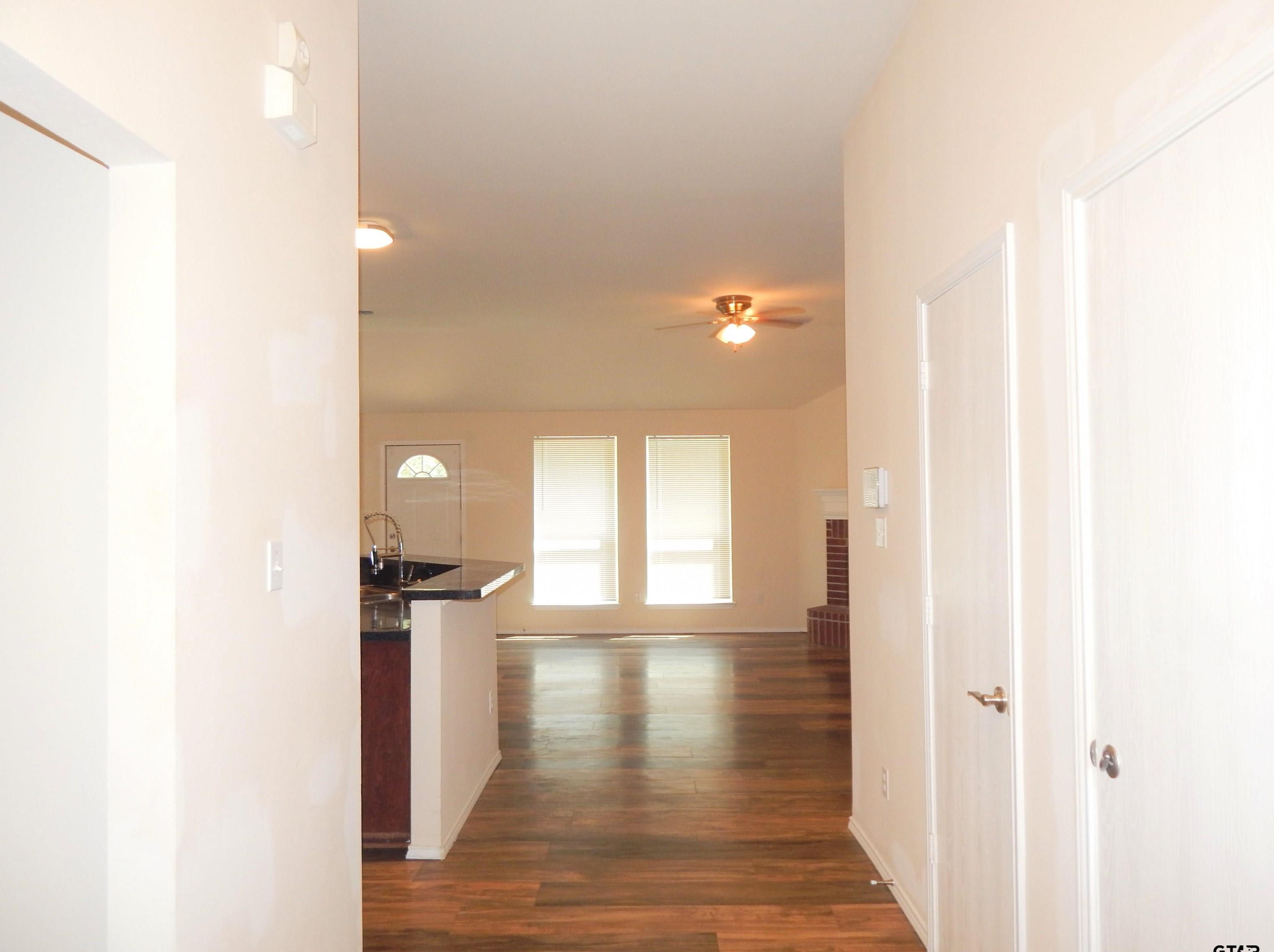 410 Eisenhower Dr, Tyler, TX 75704