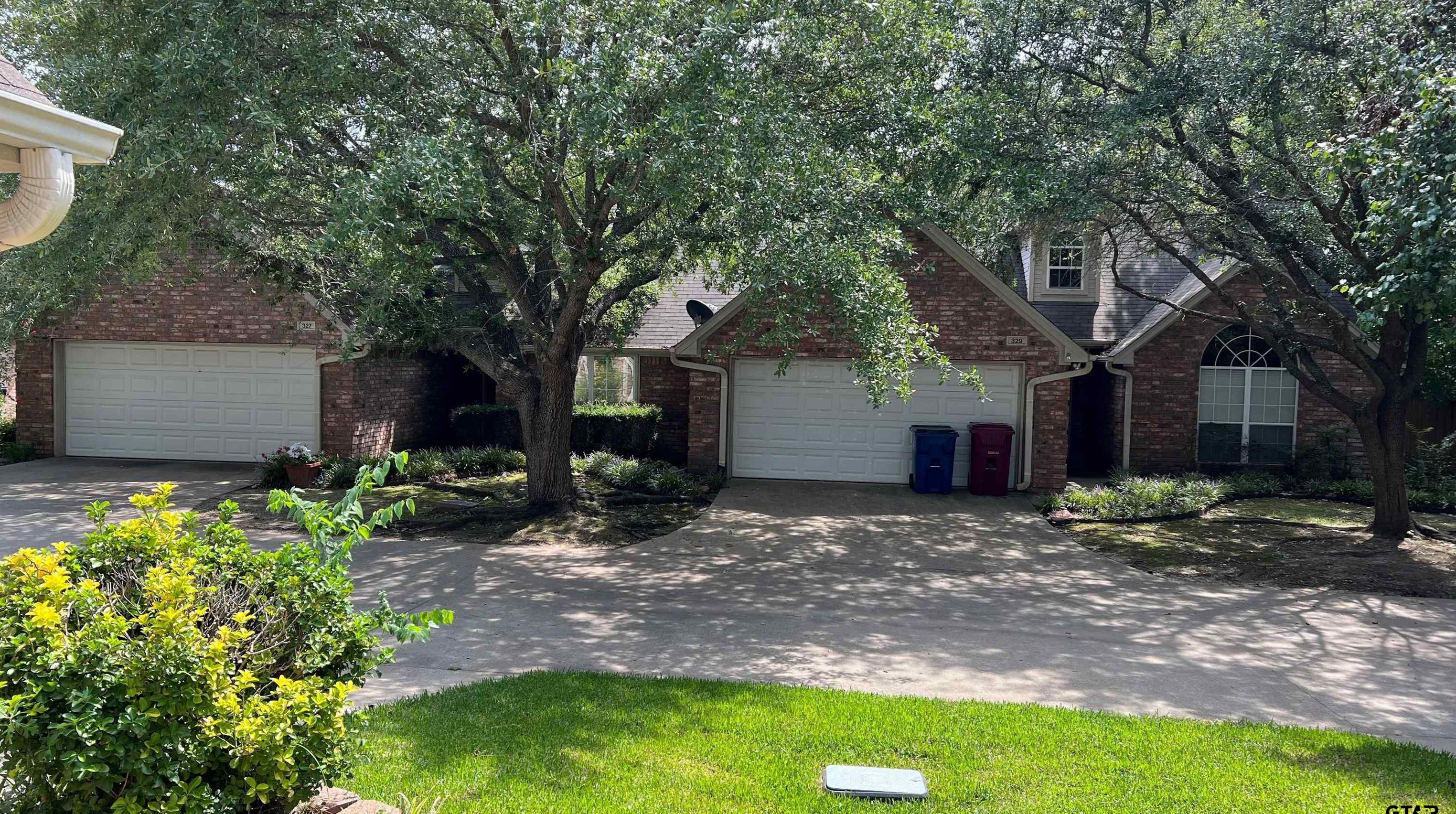 327 E Fourth St, Chandler, TX 75758