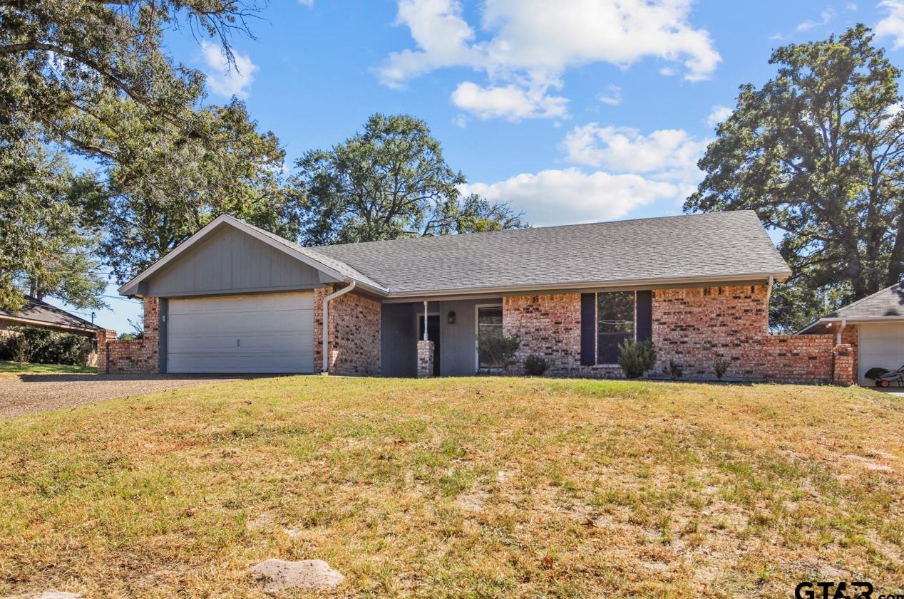 10861 Mosswood Dr, Tyler, TX 75703-9434