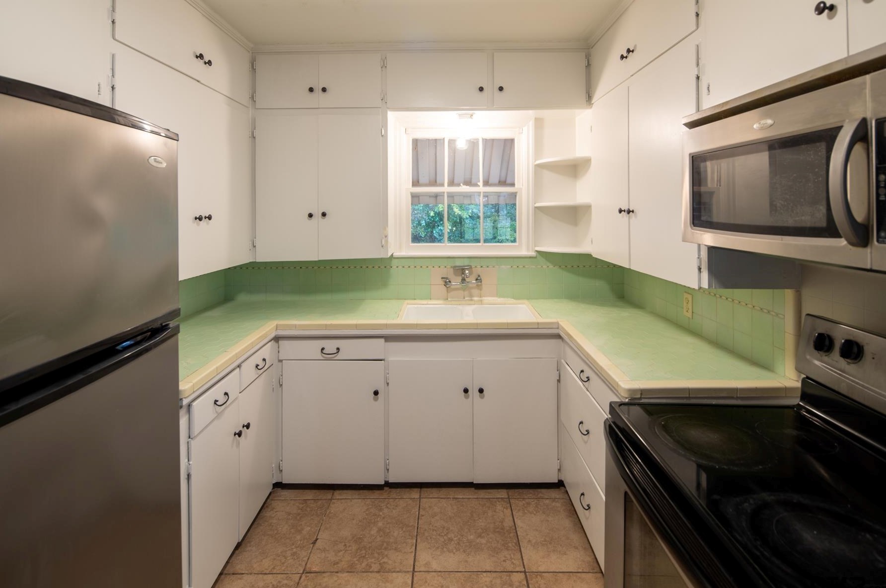 1913 S Sneed Ave, Tyler, TX 75701