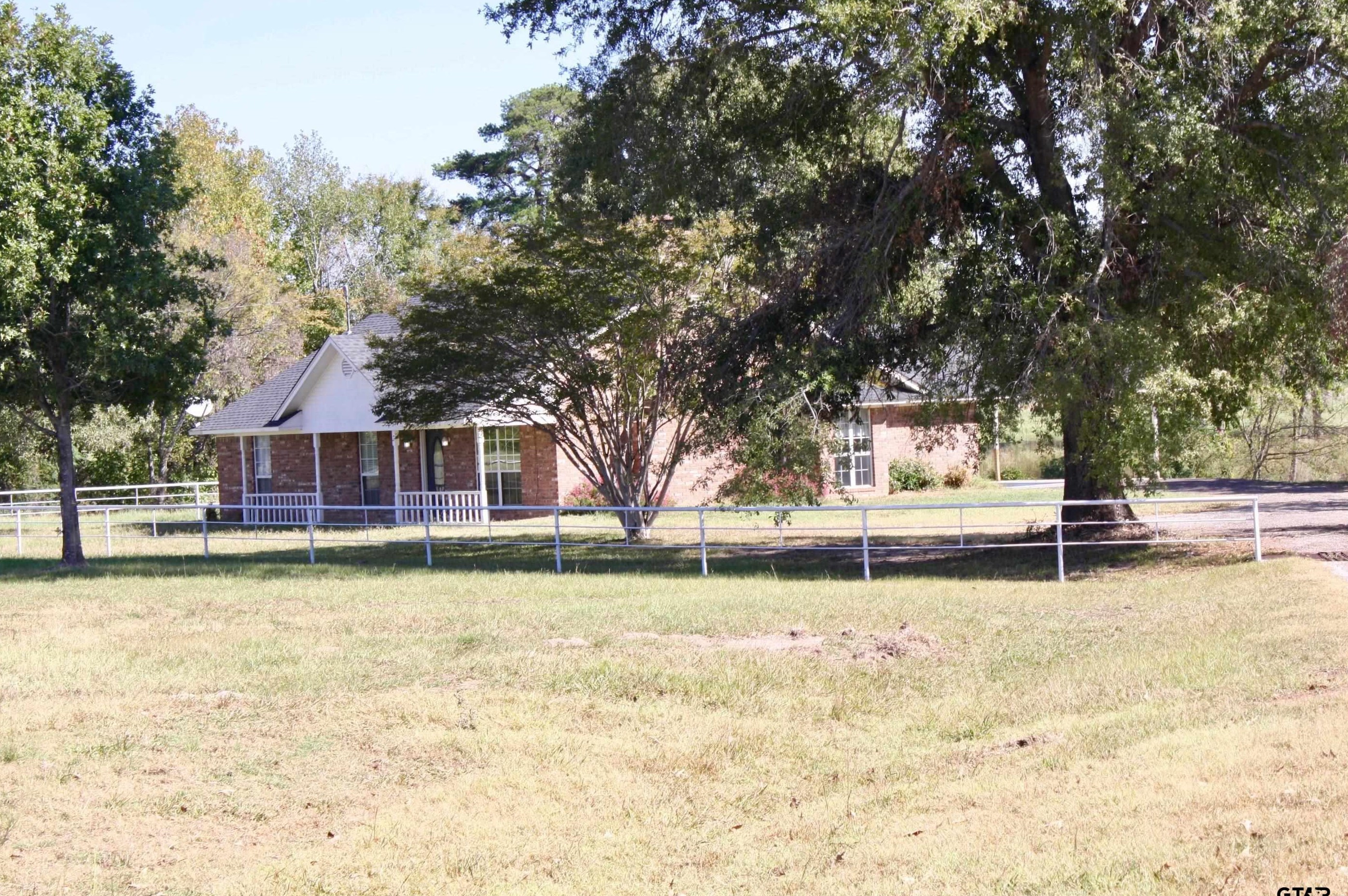 1179 Martin St, Chandler, TX 75758