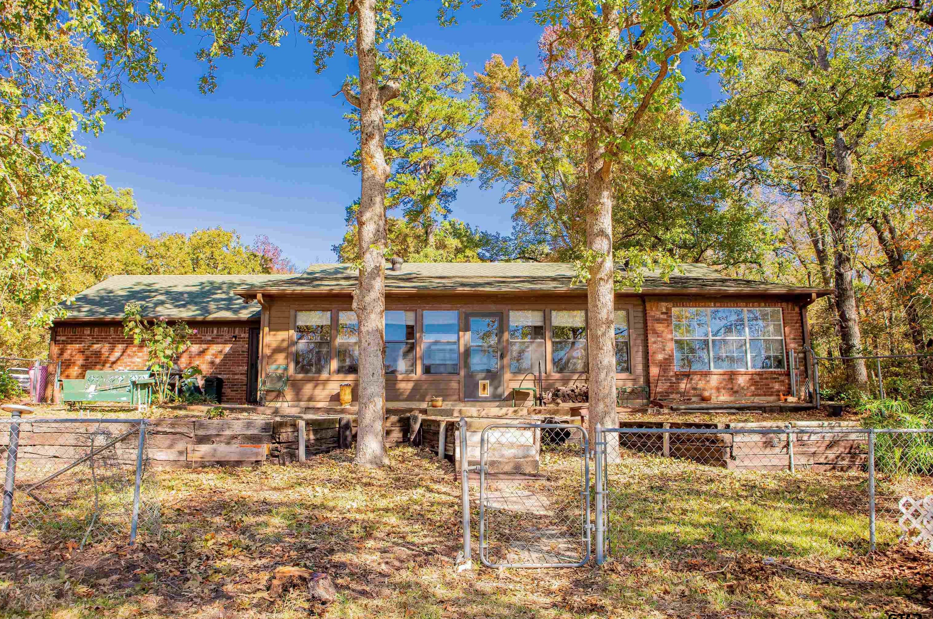 20035 County Rd 4114, Hide A Way, TX 75771