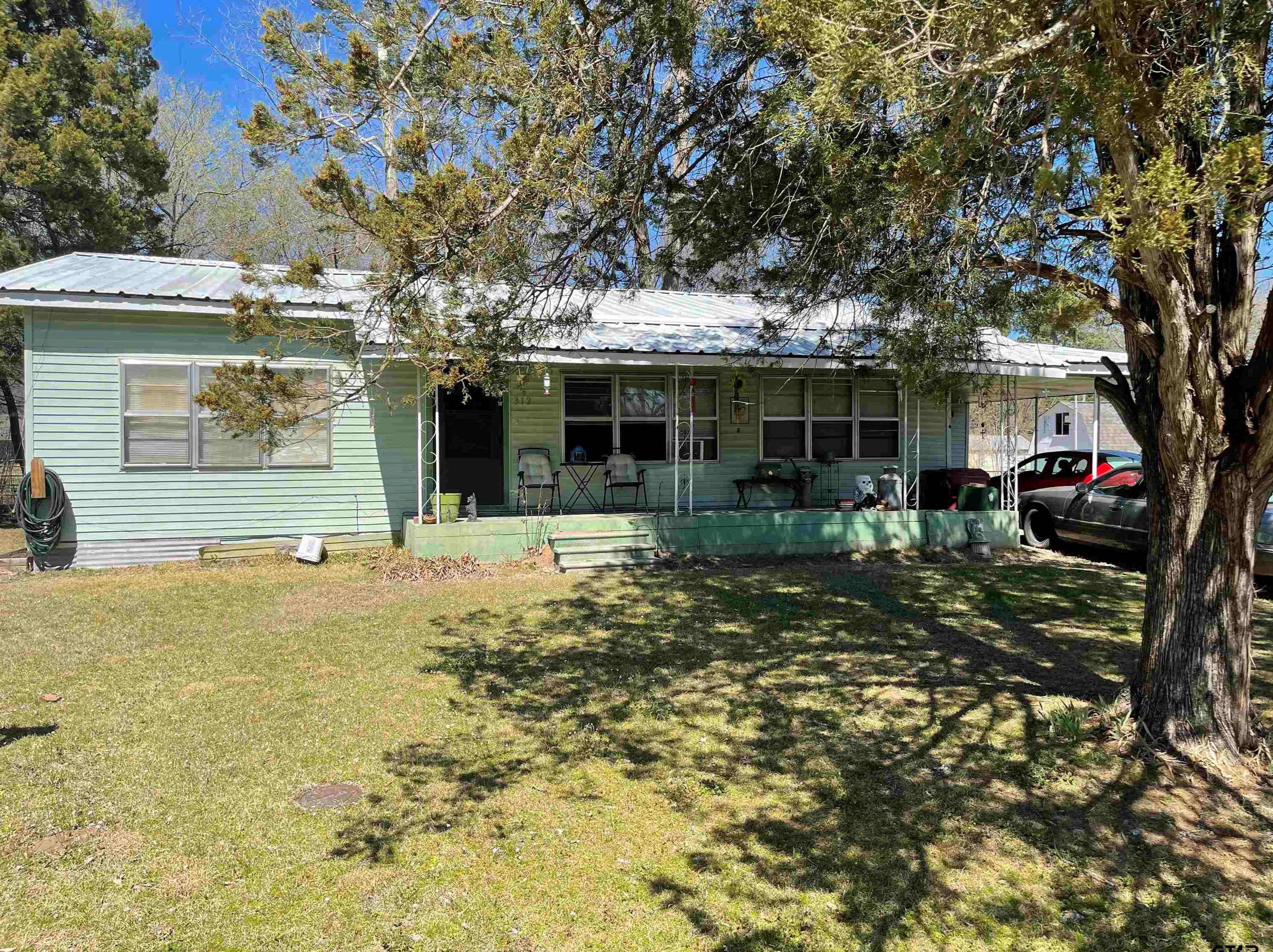 312 5th St Sw, Bogata, TX 75417