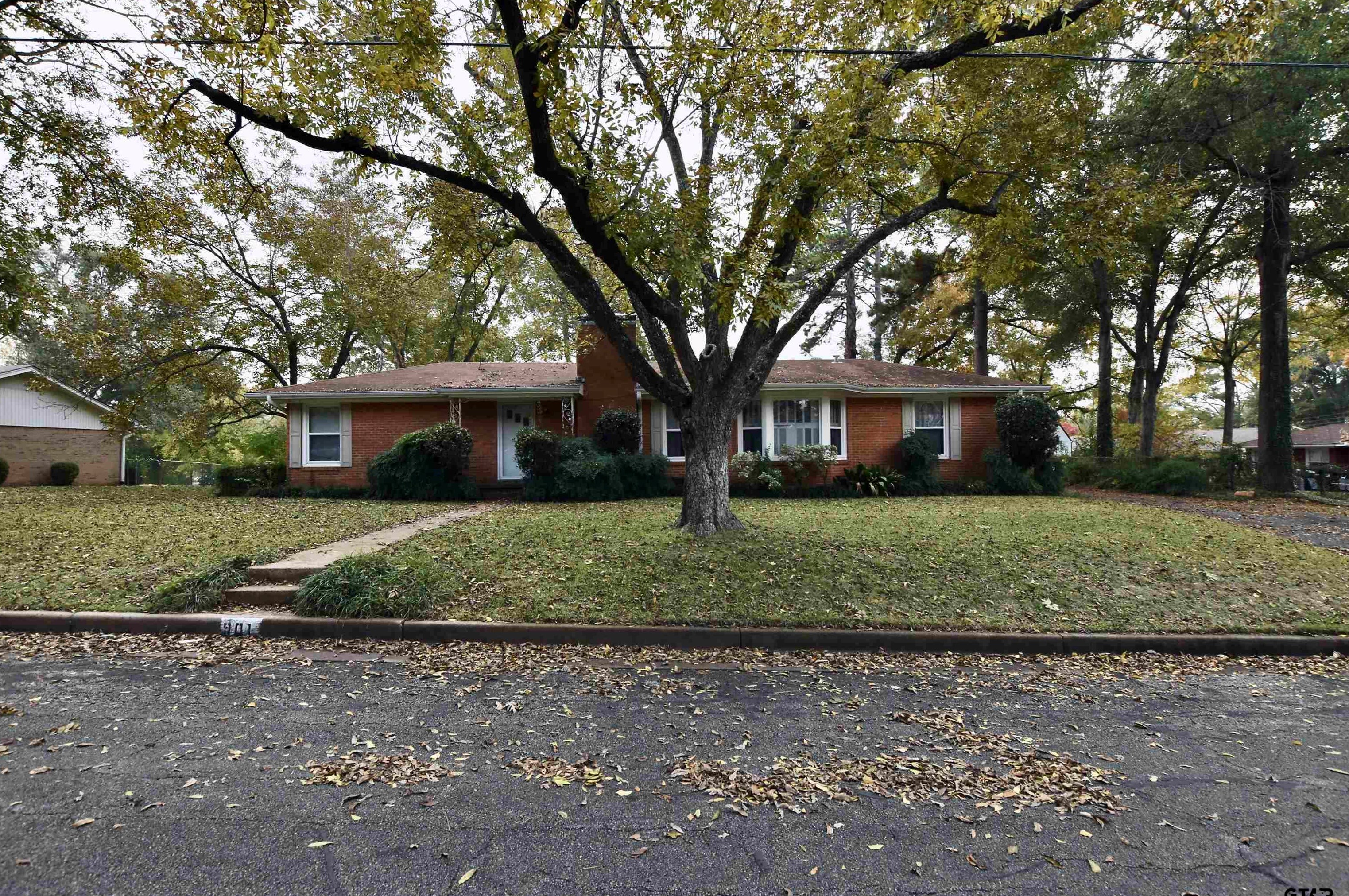901 Hudson St, Tyler, TX 75701-5608