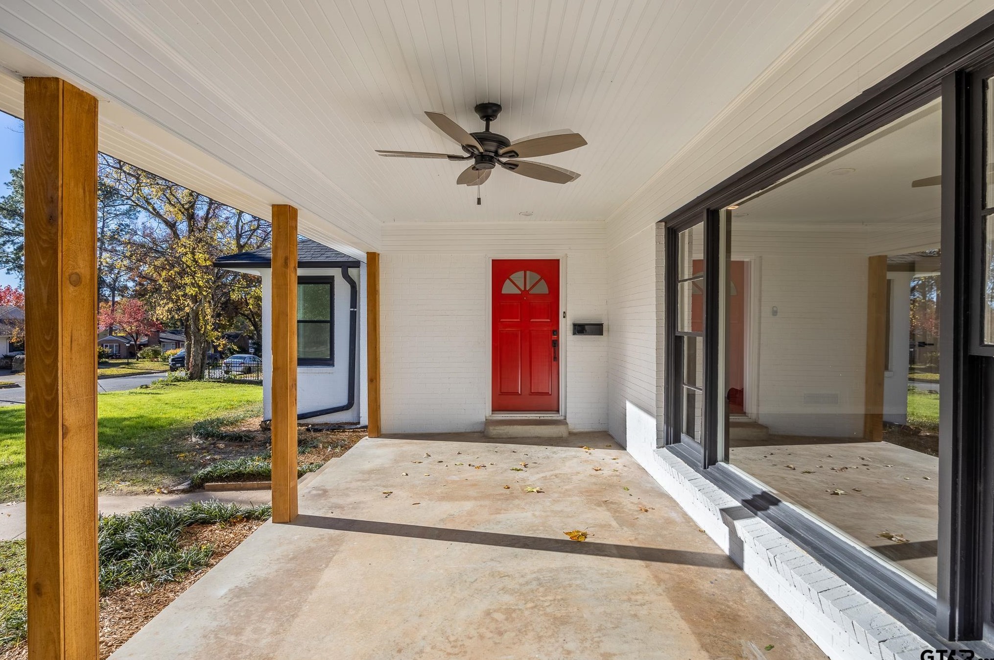 2425 Oak Ln, Tyler, TX 75701-6961