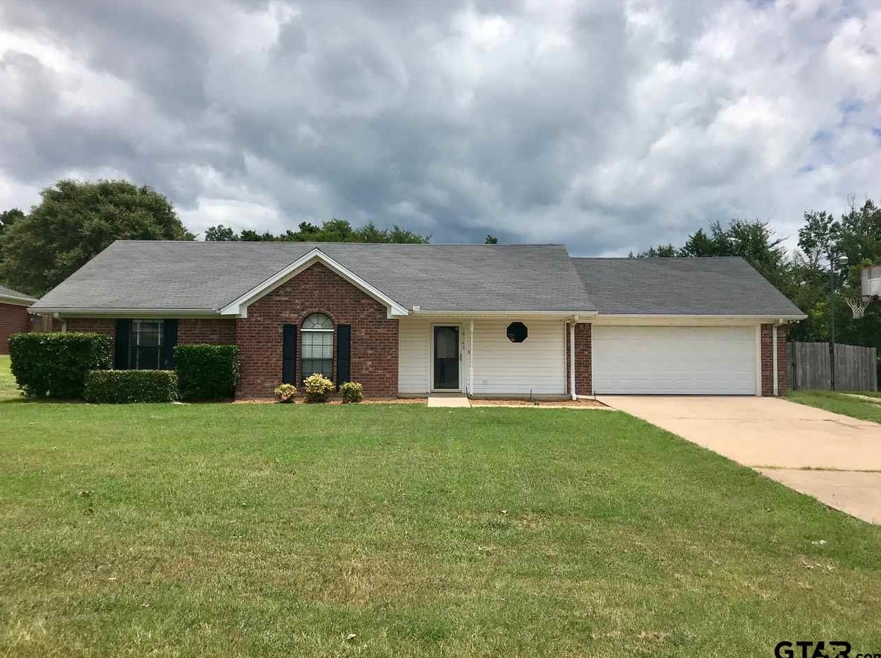 18143 Adele Ln, Whitehouse, TX 75791