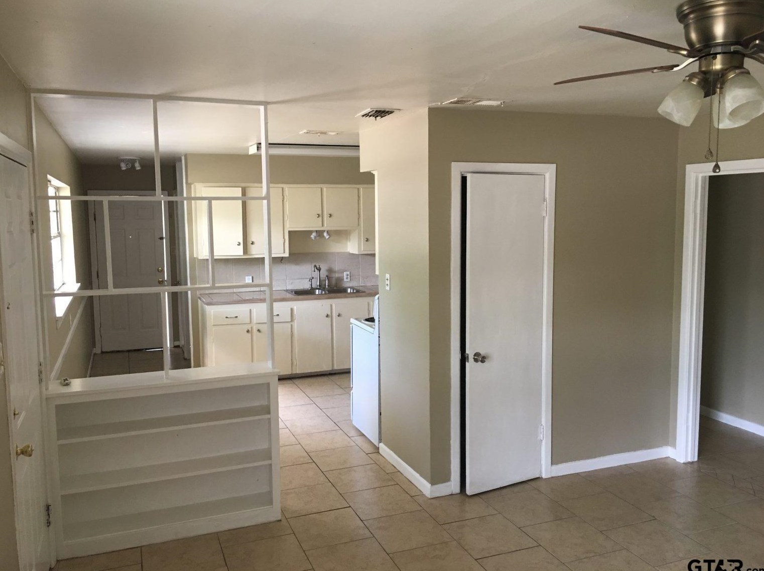 2011 Lee St, Tyler, TX 75702