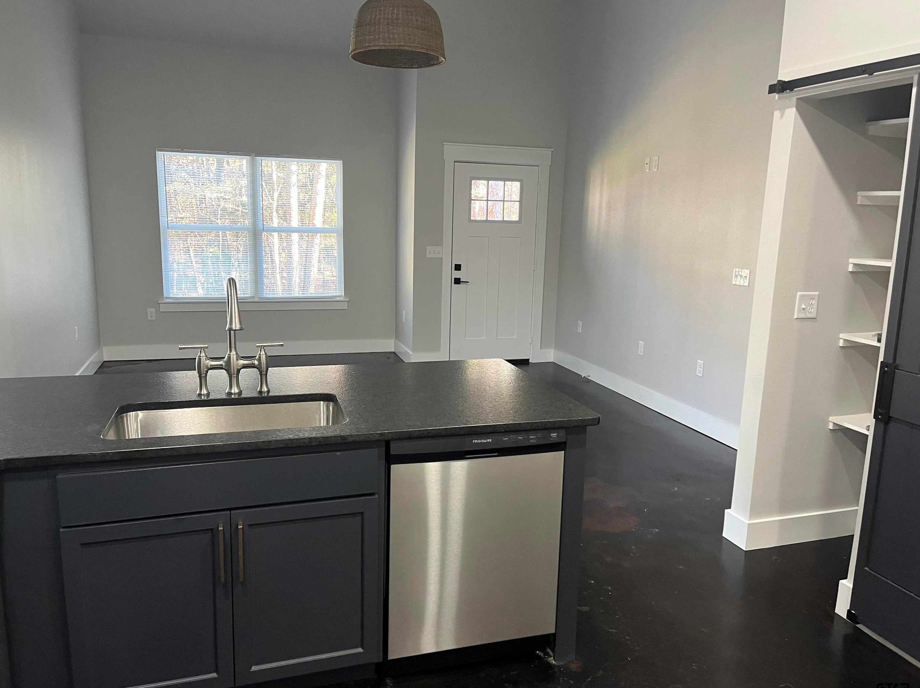 18706 Golden Way, Flint, TX 75762