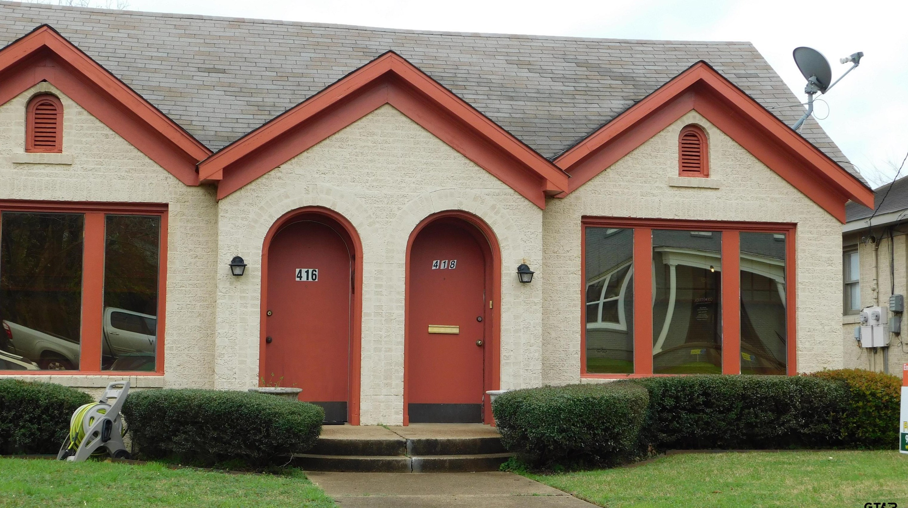 418 Spring Ave, Tyler TX  75702-5736 exterior