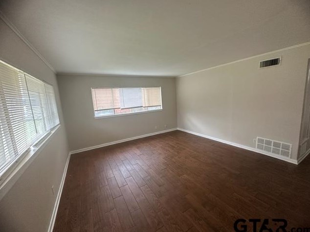 2101 Pinecrest Dr, Tyler TX  75701-6013 exterior