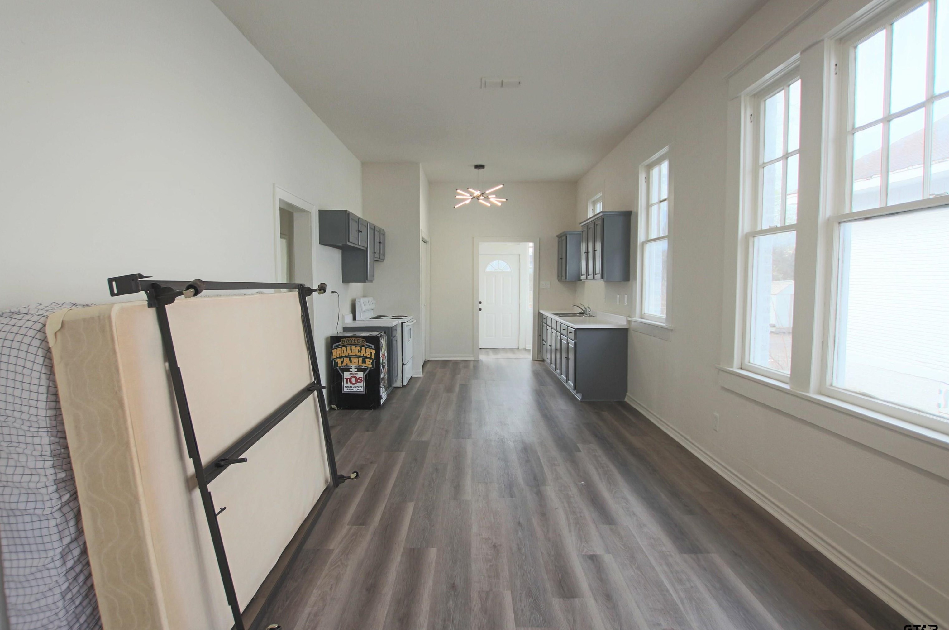 800 W Ferguson St, Tyler, TX 75702