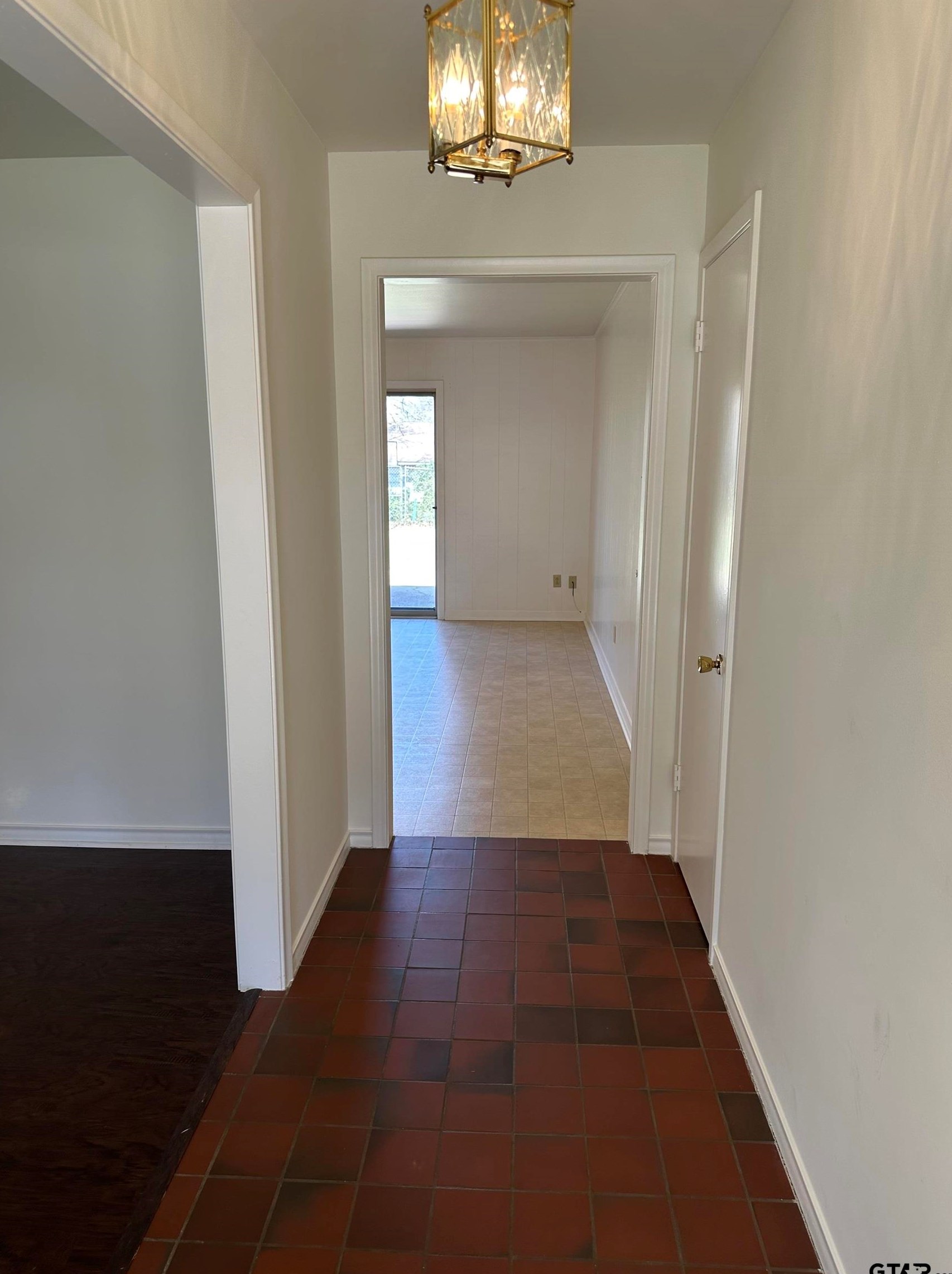 2028 Sampson Dr, Tyler, TX 75701