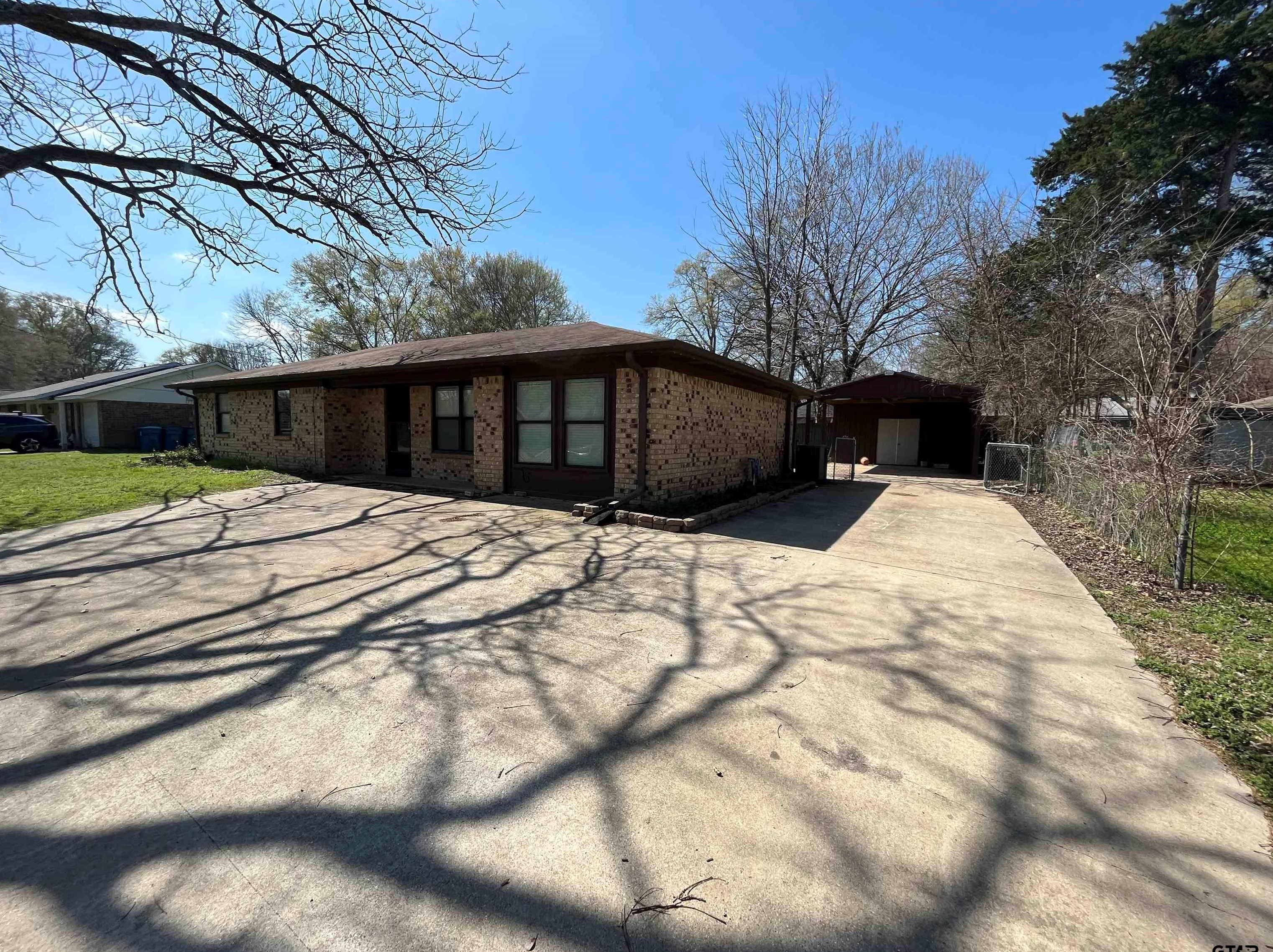 205 Shady Ln, Whitehouse, TX 75791