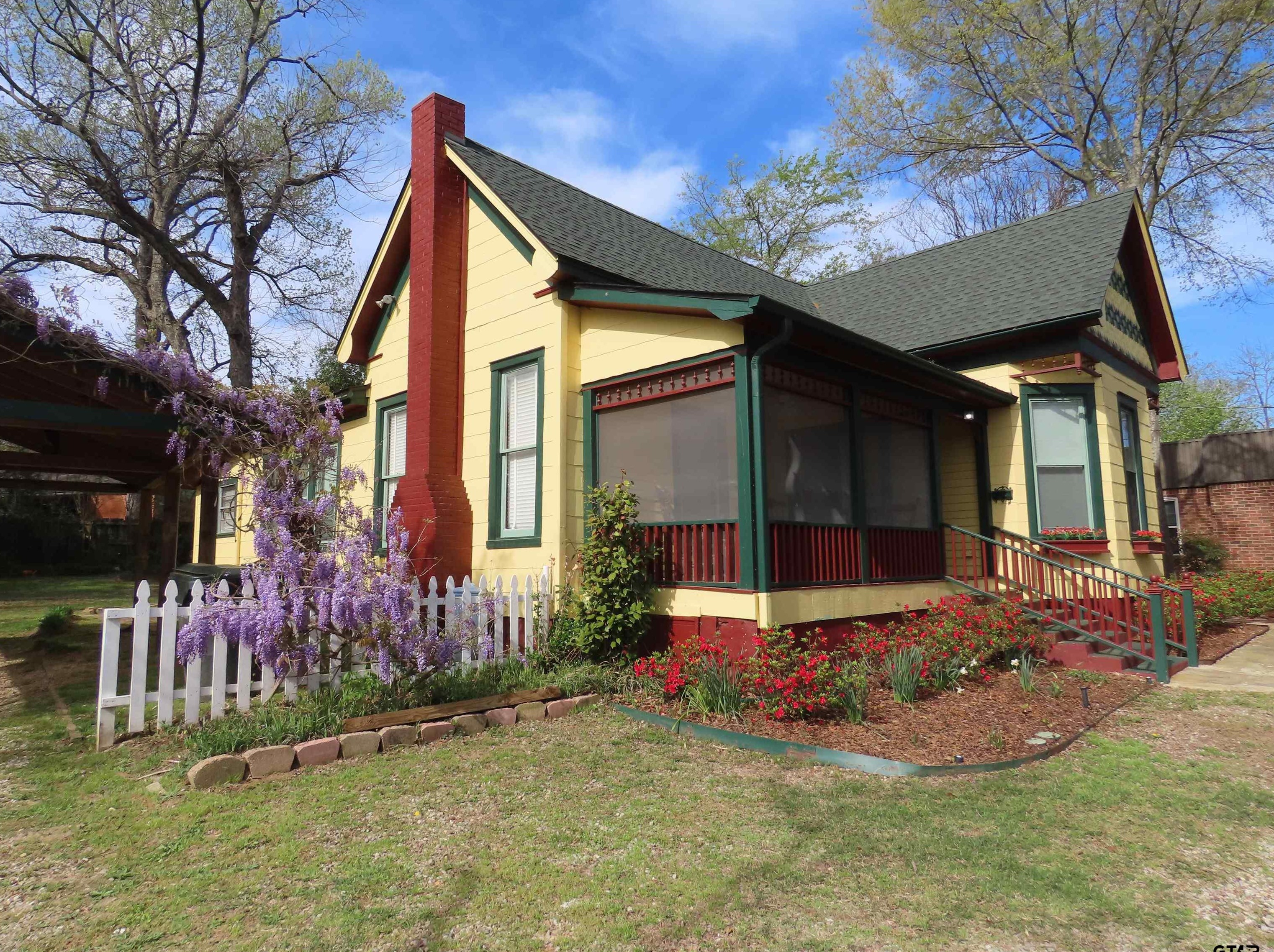 1923 Beckham Ave, Tyler TX  75701-4453 exterior