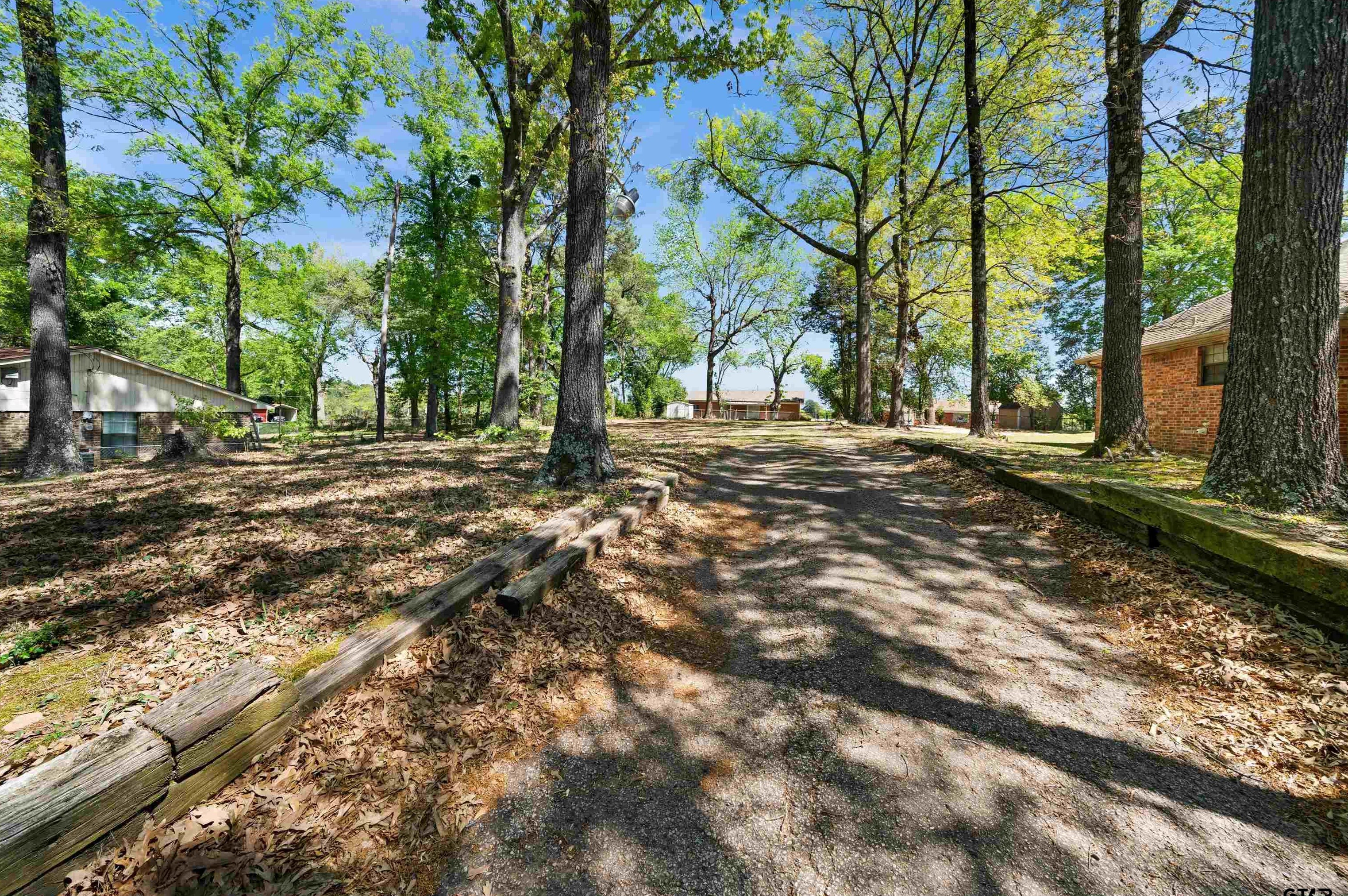 406 Northwest Loop 323, Tyler TX  75702-8730 exterior