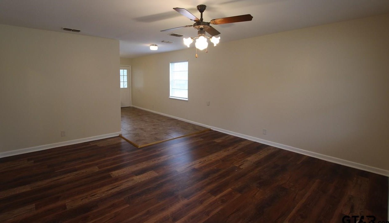 1918 Golden Rd, Tyler, TX 75701