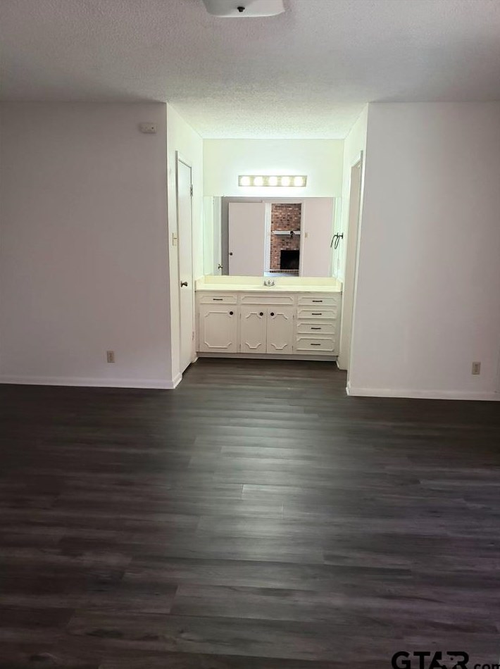434 Top Hill Dr, Tyler TX  75703-3138 exterior