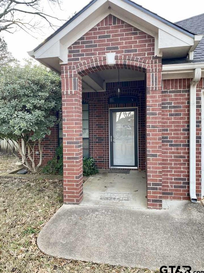 3449 Iberville Dr, Tyler, TX 75701