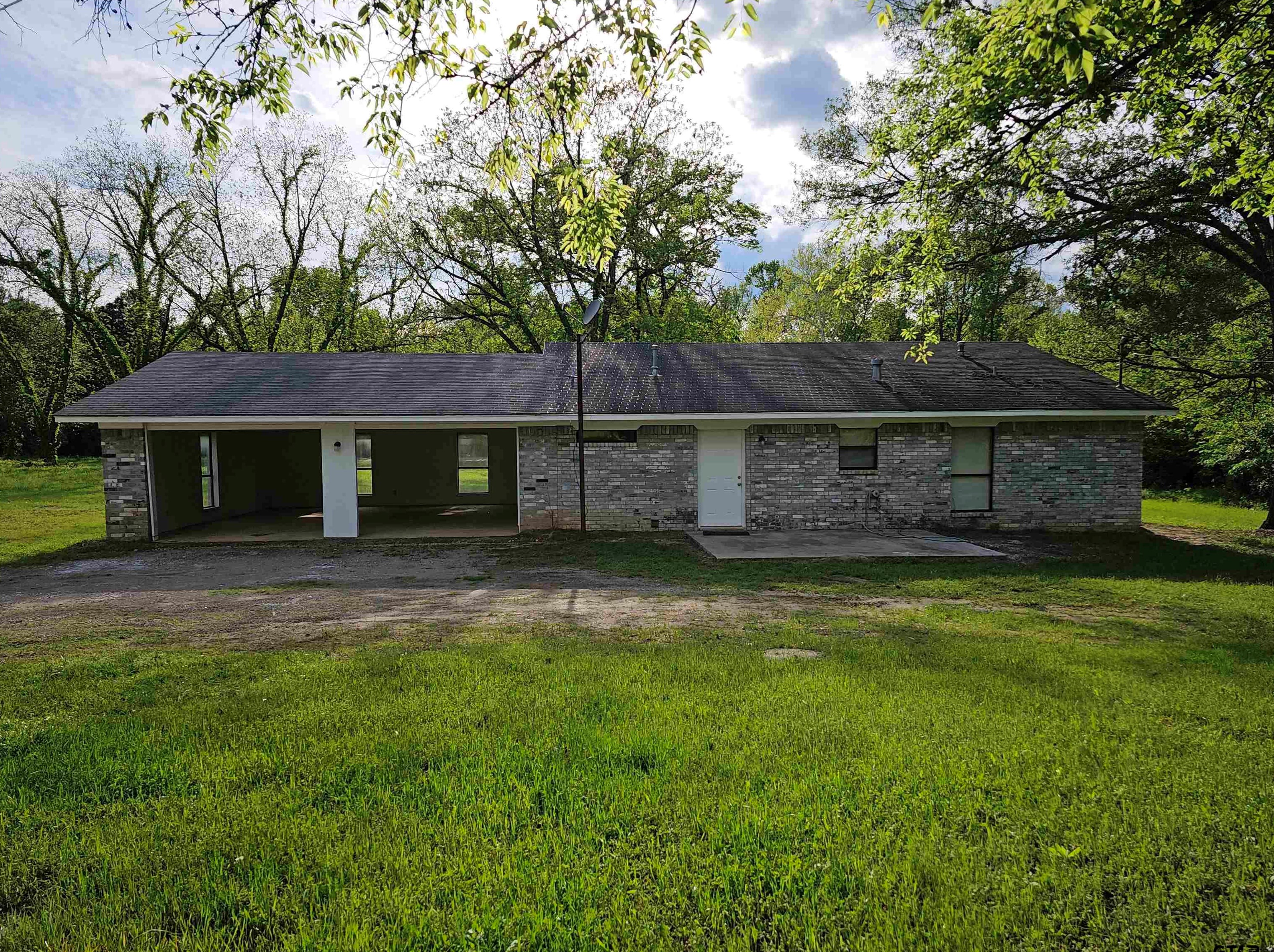 2940 Fm 3384, Faker, TX 75686