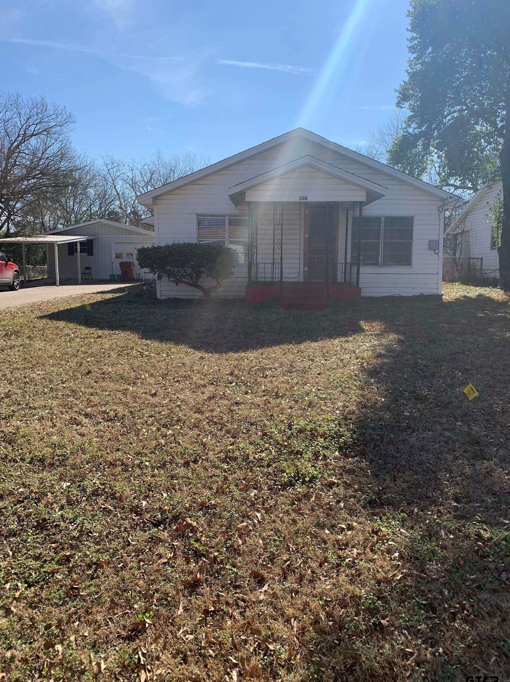 208 3rd St Ne, Bogata, TX 75417
