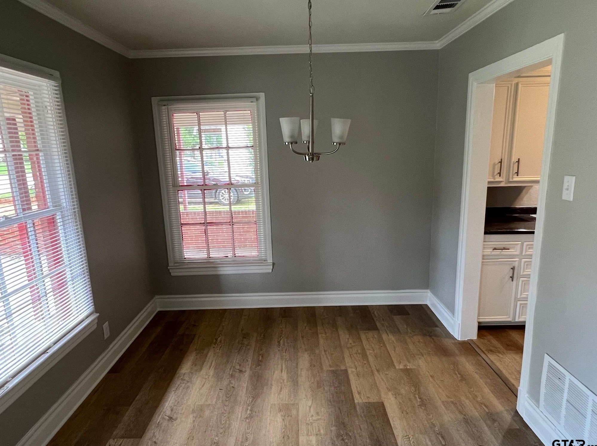 1421 Central Ave, Tyler TX  75702-3502 exterior